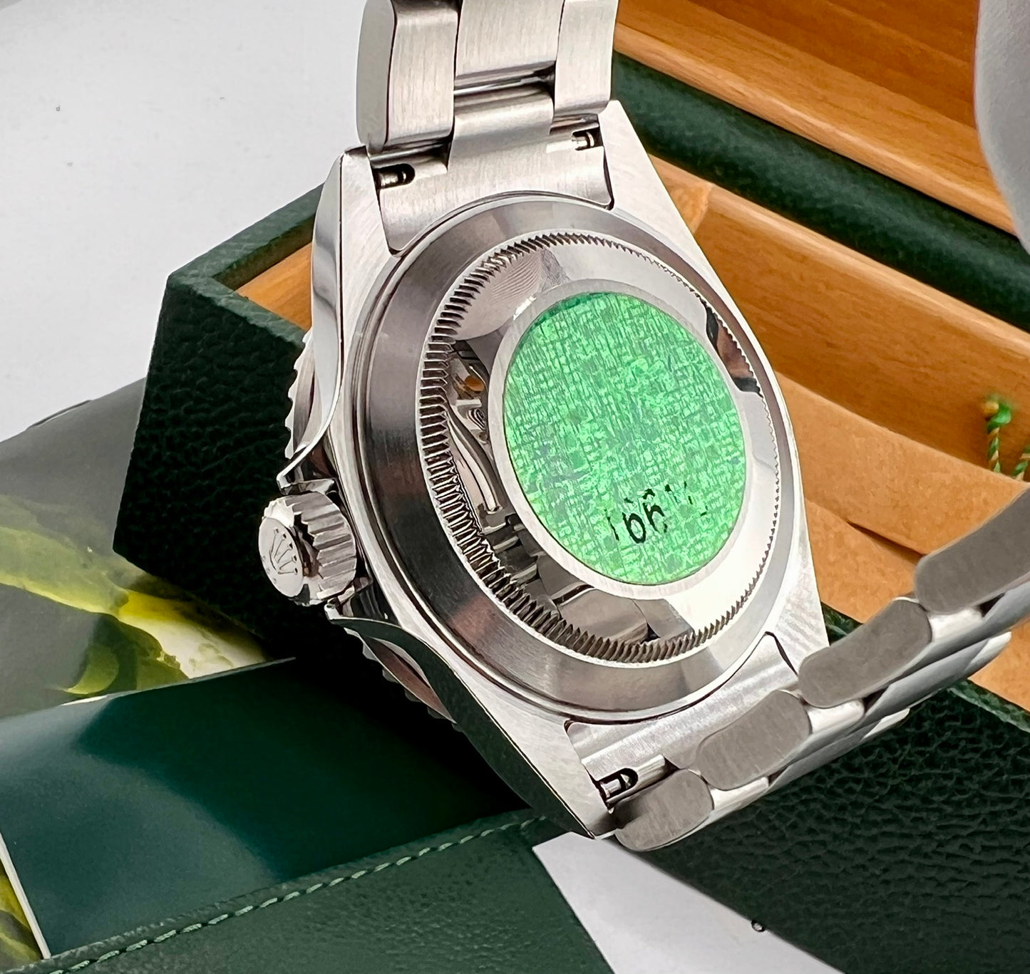 Rolex Submariner "Kermit" 16610LV full set 2005 HK 40mm