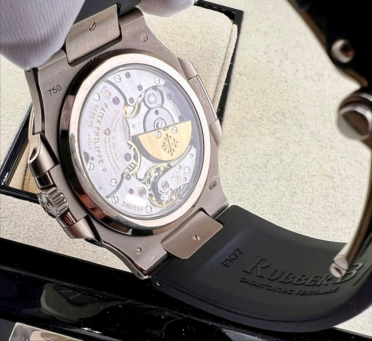 Patek Philippe Nautilus 5712G full set 2009 ITA Punzone di Ginevra