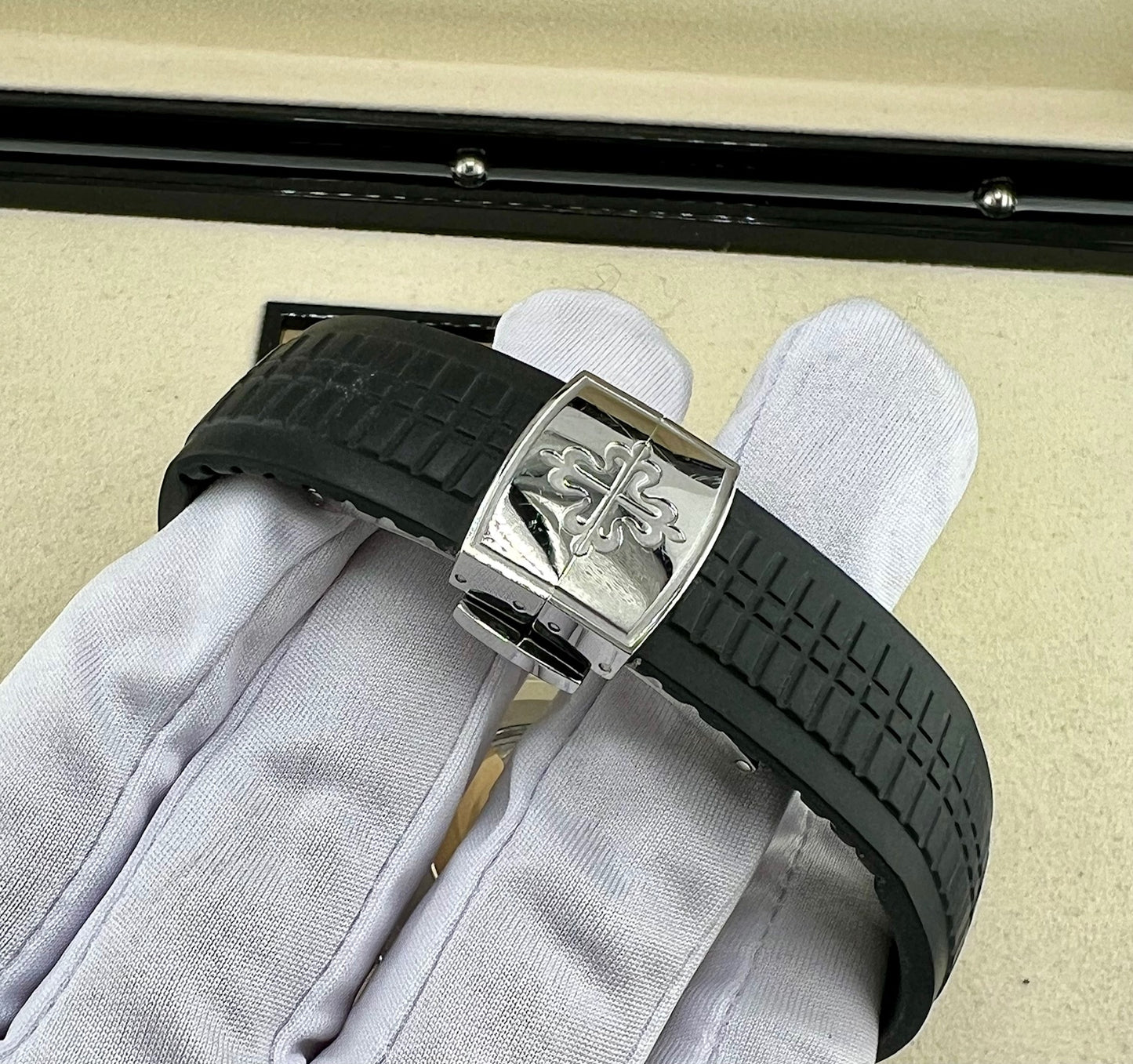 Patek Philippe Aquanaut Travel Time 5164A 2023 LIKE NEW (Italia)