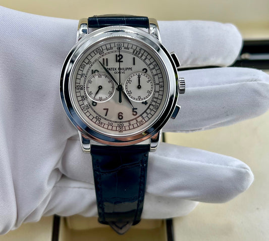 Patek Philippe Chronograph Grand Taille 5070G Full Set 2005