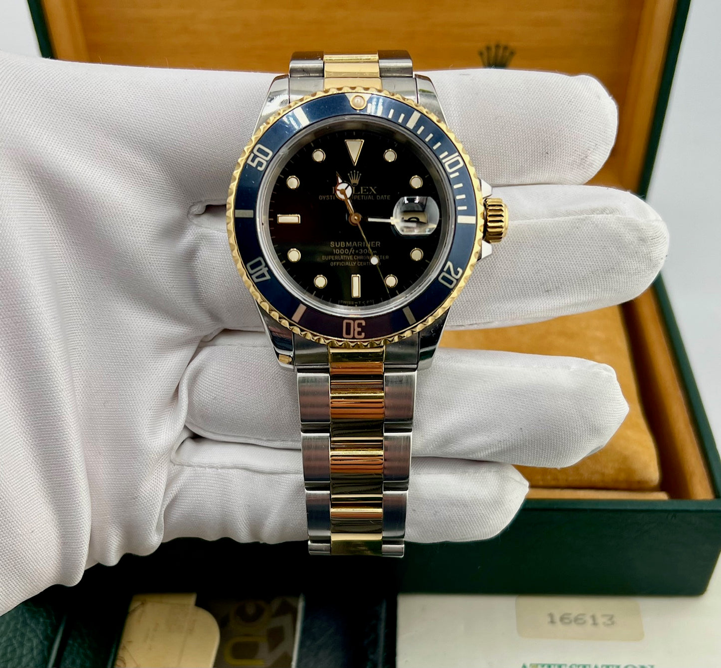 Rolex Submariner Date 16613 Black Dial 1992 full set