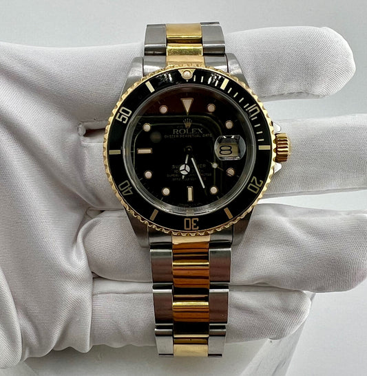 Rolex Submariner Date 16613 Black Matte Dial 1989 solo orologio