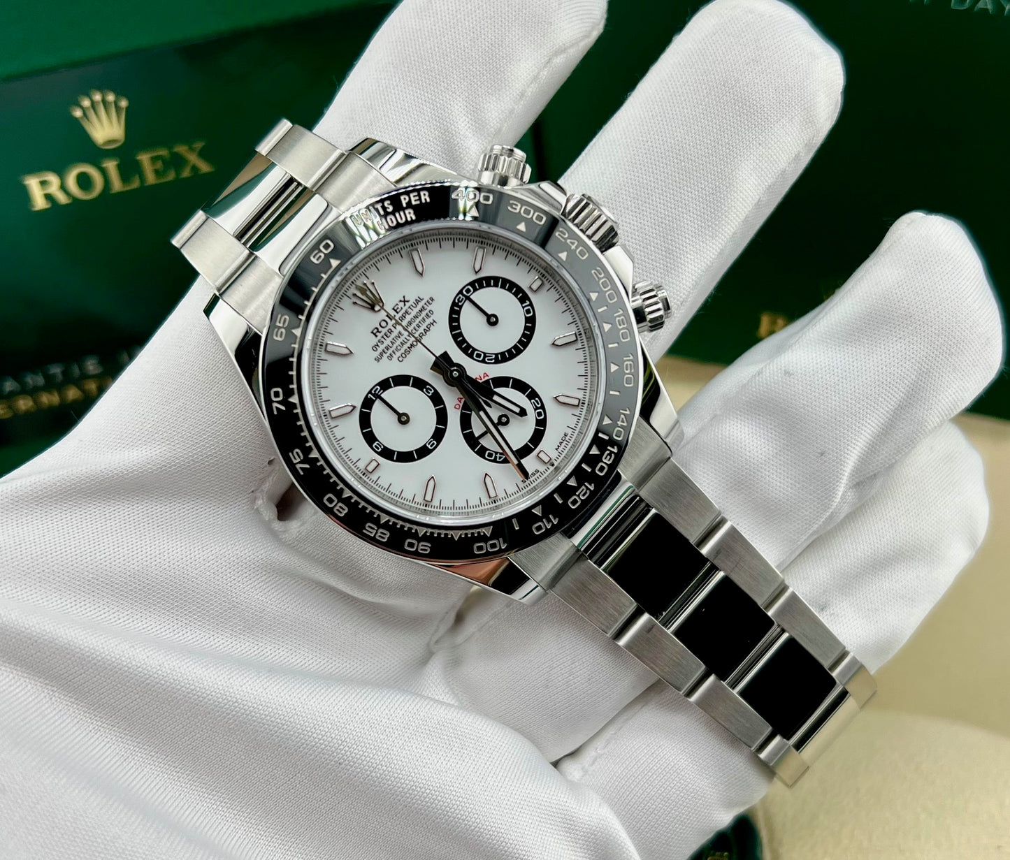 Rolex Daytona 126500LN Panda NEW 2025