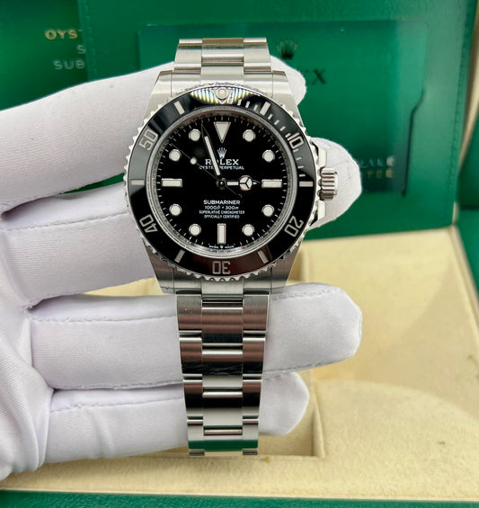 Rolex Submariner No Date 124060 Box&Paper 2022 41mm