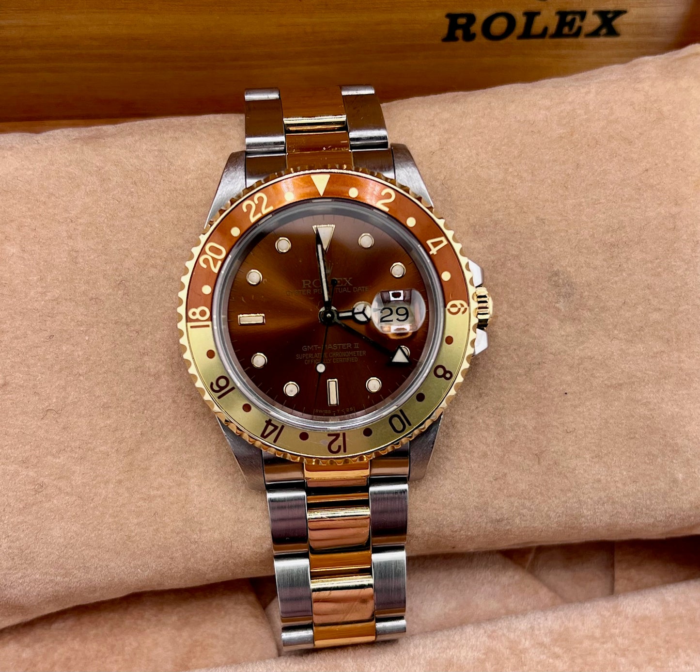 Rolex GMT-Master II 16713 Eye Of The Tiger Oyster Box&Paper 1990(Svizzera)