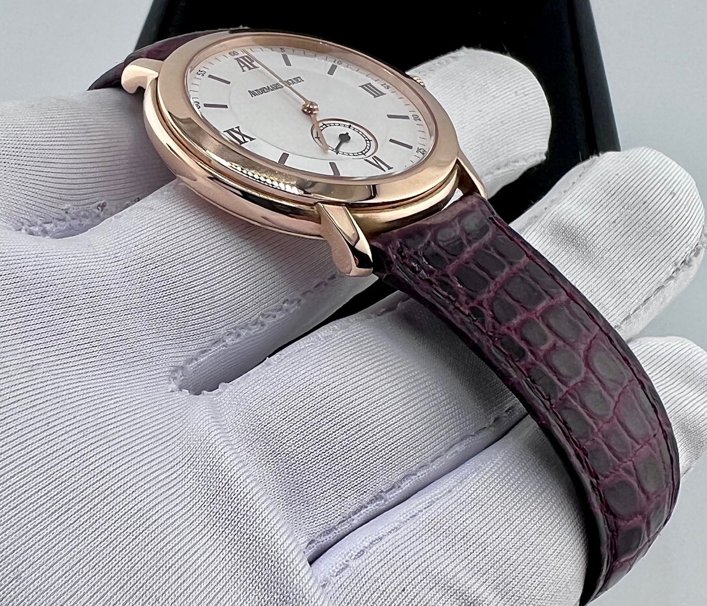 Audemars Piguet Jules Audemars 15065OR Only watch 36mm rose gold