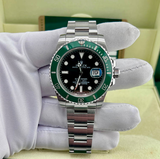 Rolex Submariner Date 116610LV ''HULK'' 2012 Box&Paper (UK)