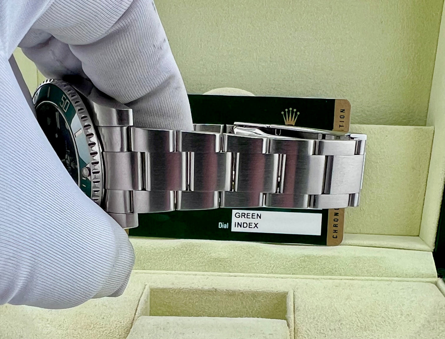 Rolex Submariner Date 116610LV ''HULK'' 2012 Box&Paper (UK)