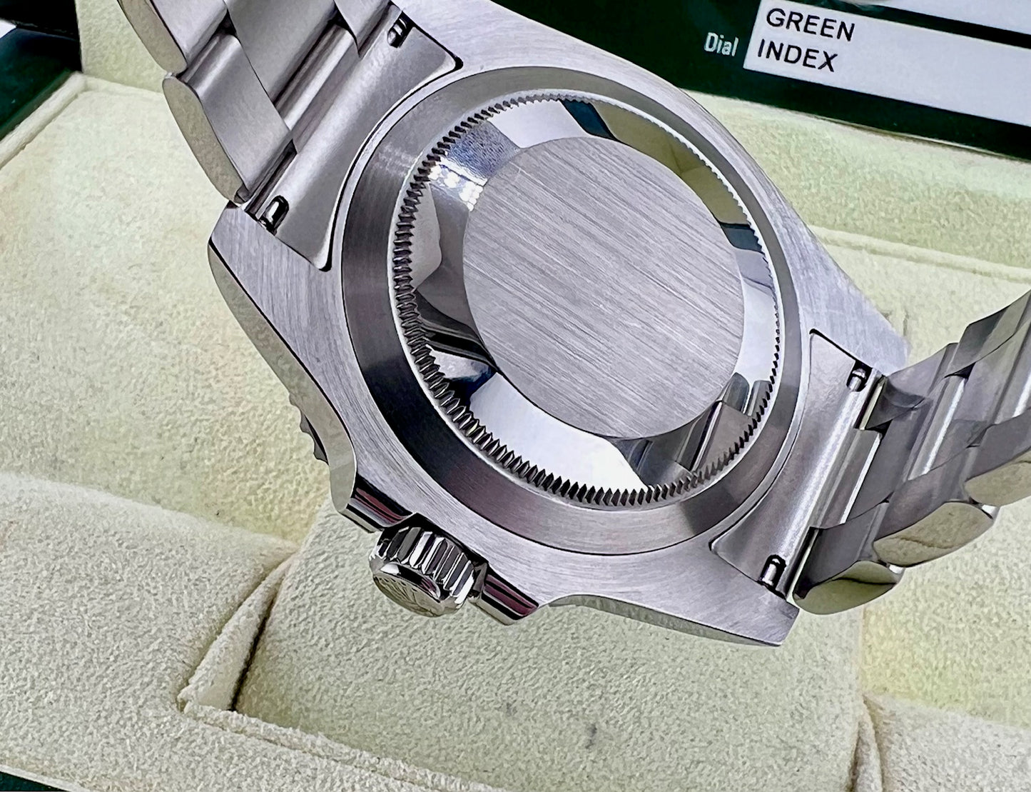 Rolex Submariner Date 116610LV ''HULK'' 2012 Box&Paper (UK)