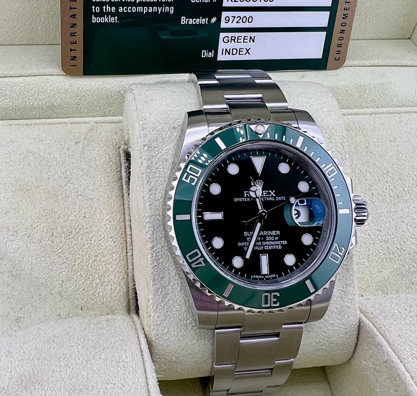 Rolex Submariner Date 116610LV ''HULK'' 2012 Box&Paper (UK)