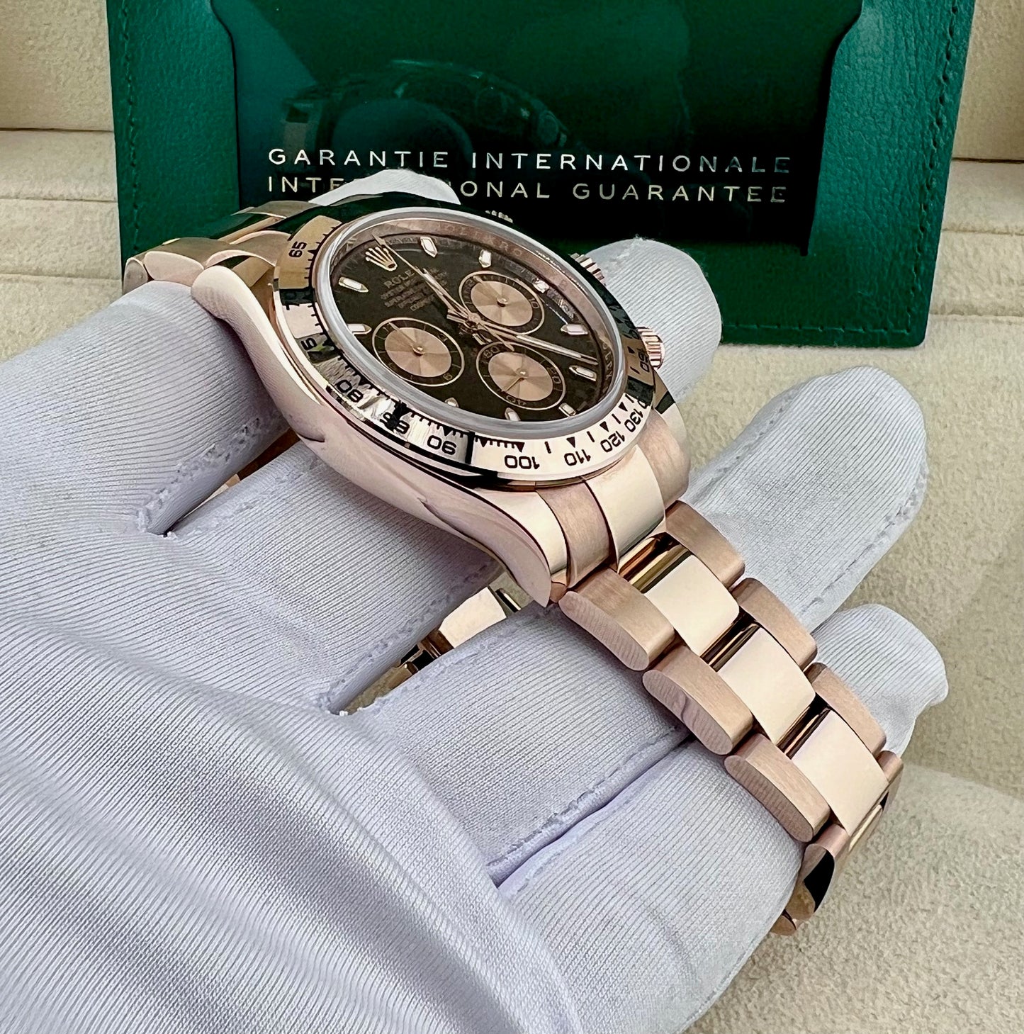 Rolex Daytona 116505 Everose Black Dial 2020 New Card Like new