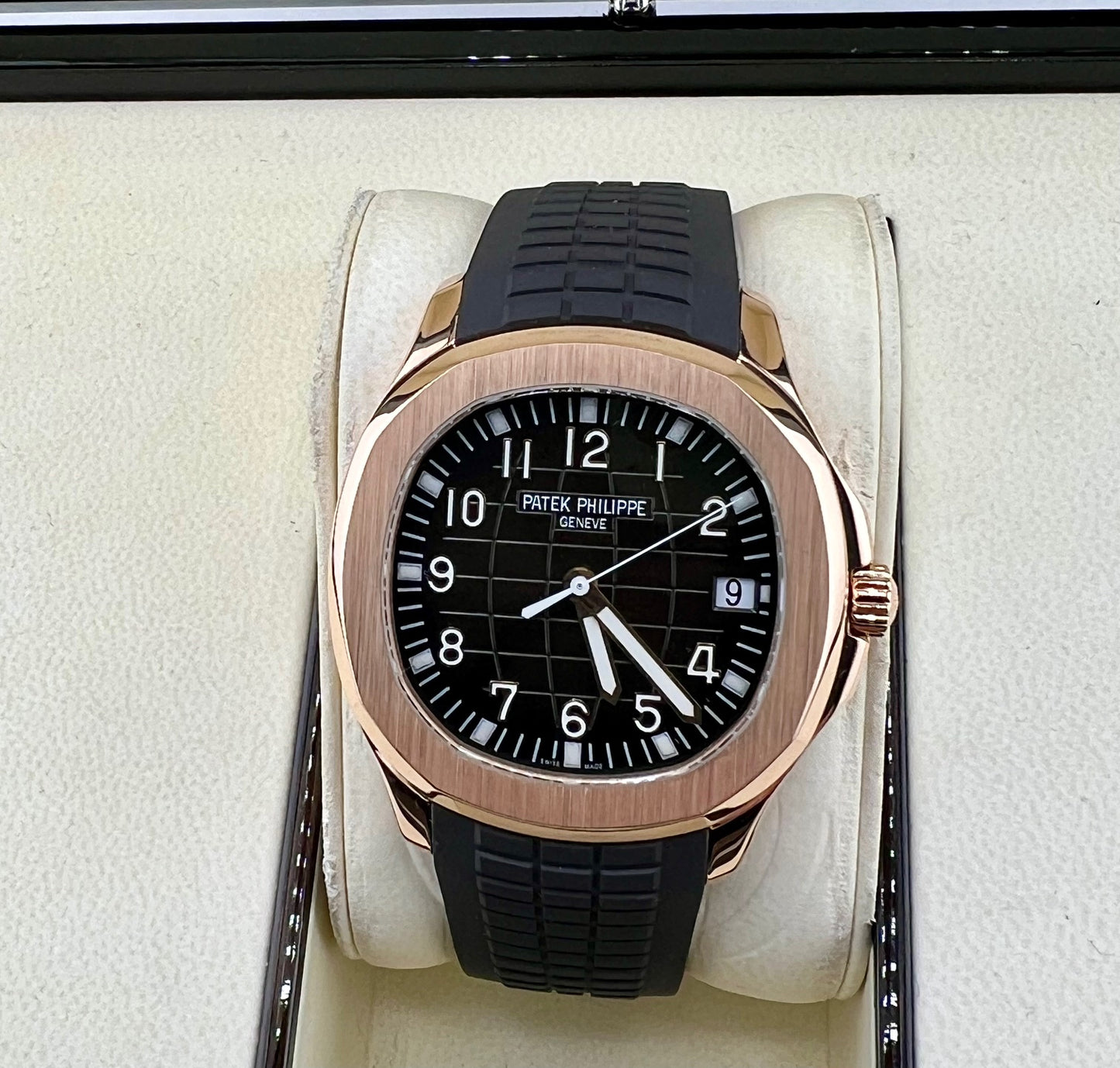 Patek Philippe Aquanaut 5167R Chocolate rose gold 2016