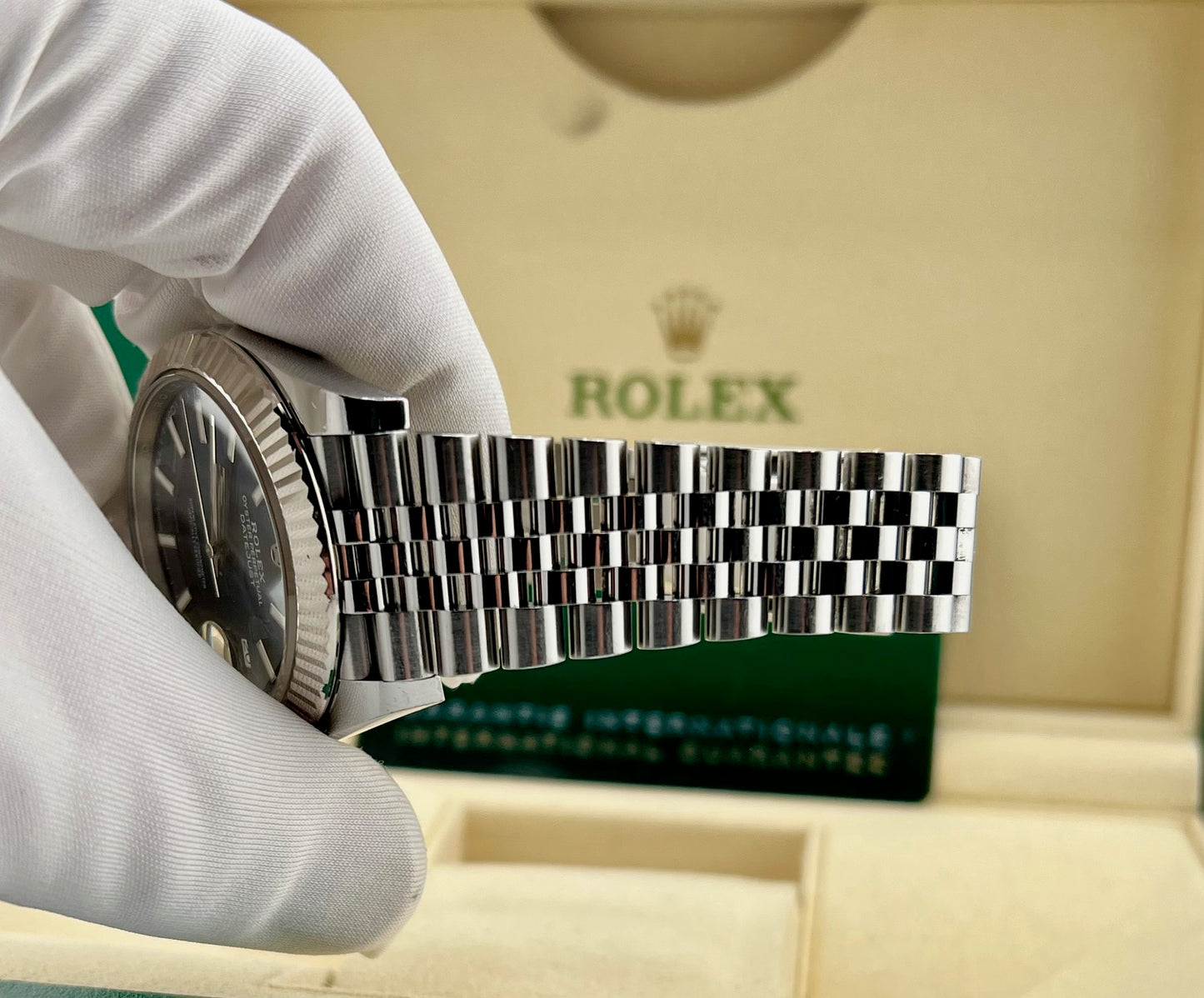 Rolex Datejust 41mm 126334 Blue Dial Jubilèe 2023