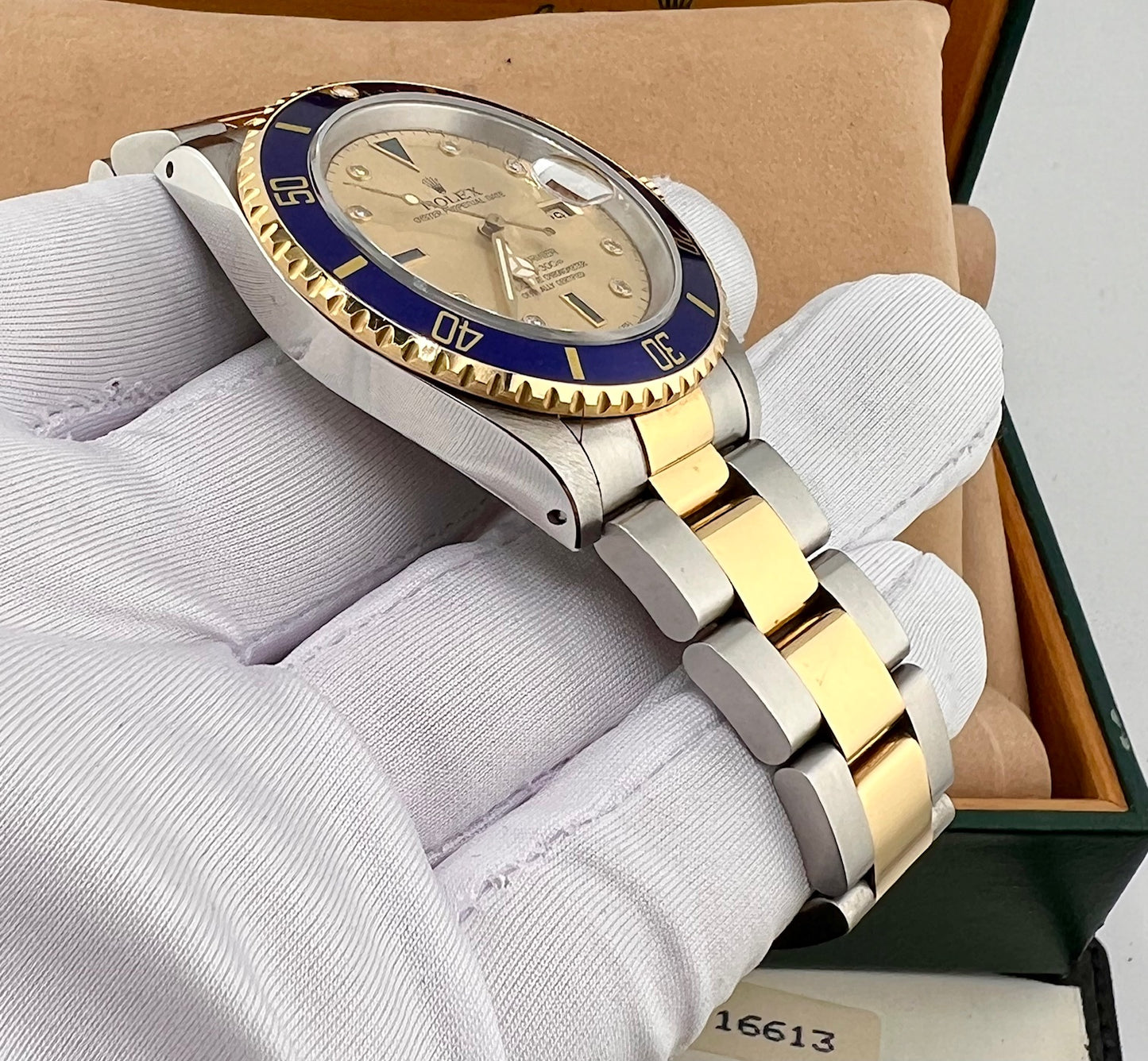 Rolex Submariner Date 16613 Sultan Dial top condition 1989 full set