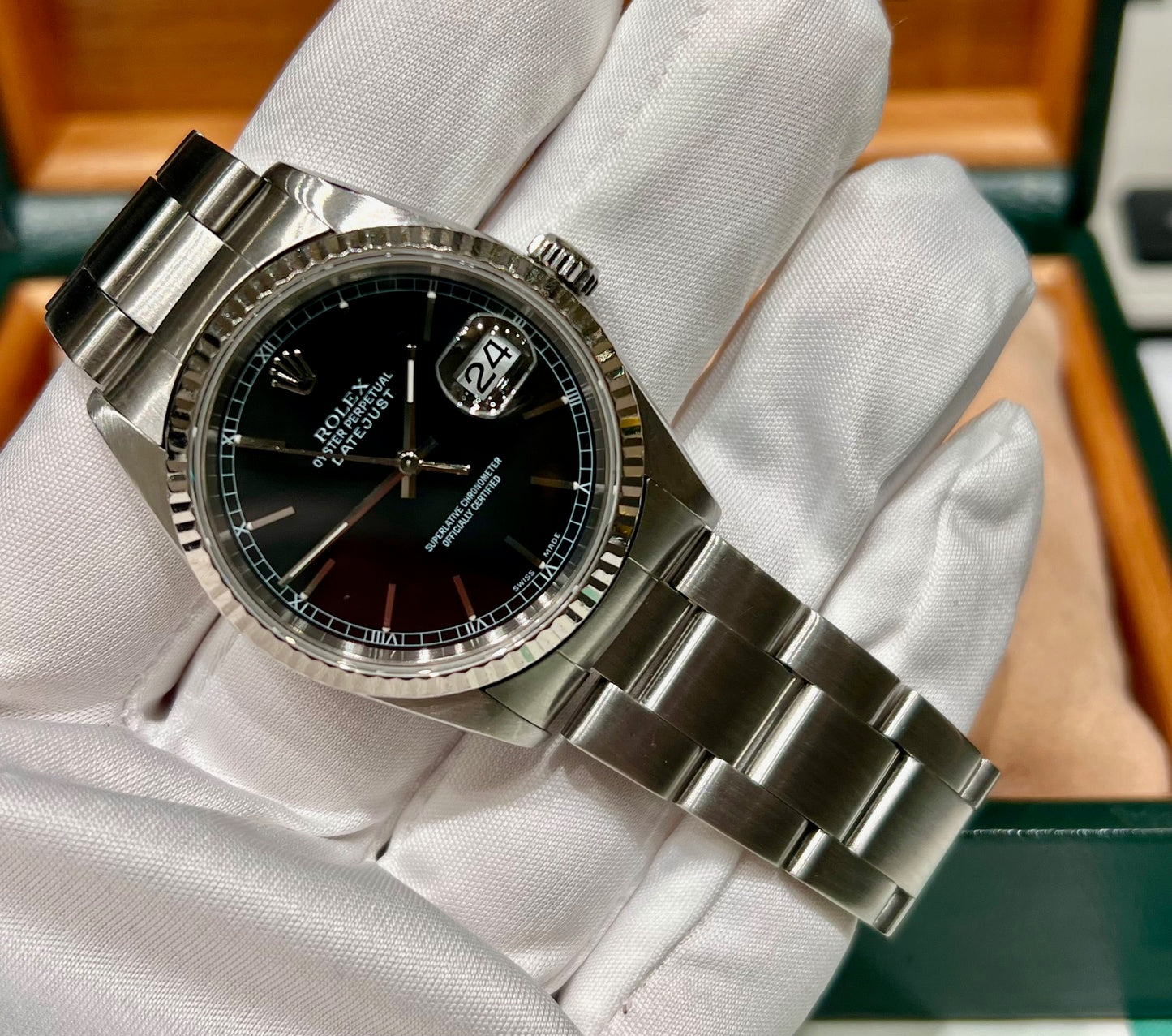 Rolex Datejust 36mm 16234 Black Dial 1998 Box&Paper