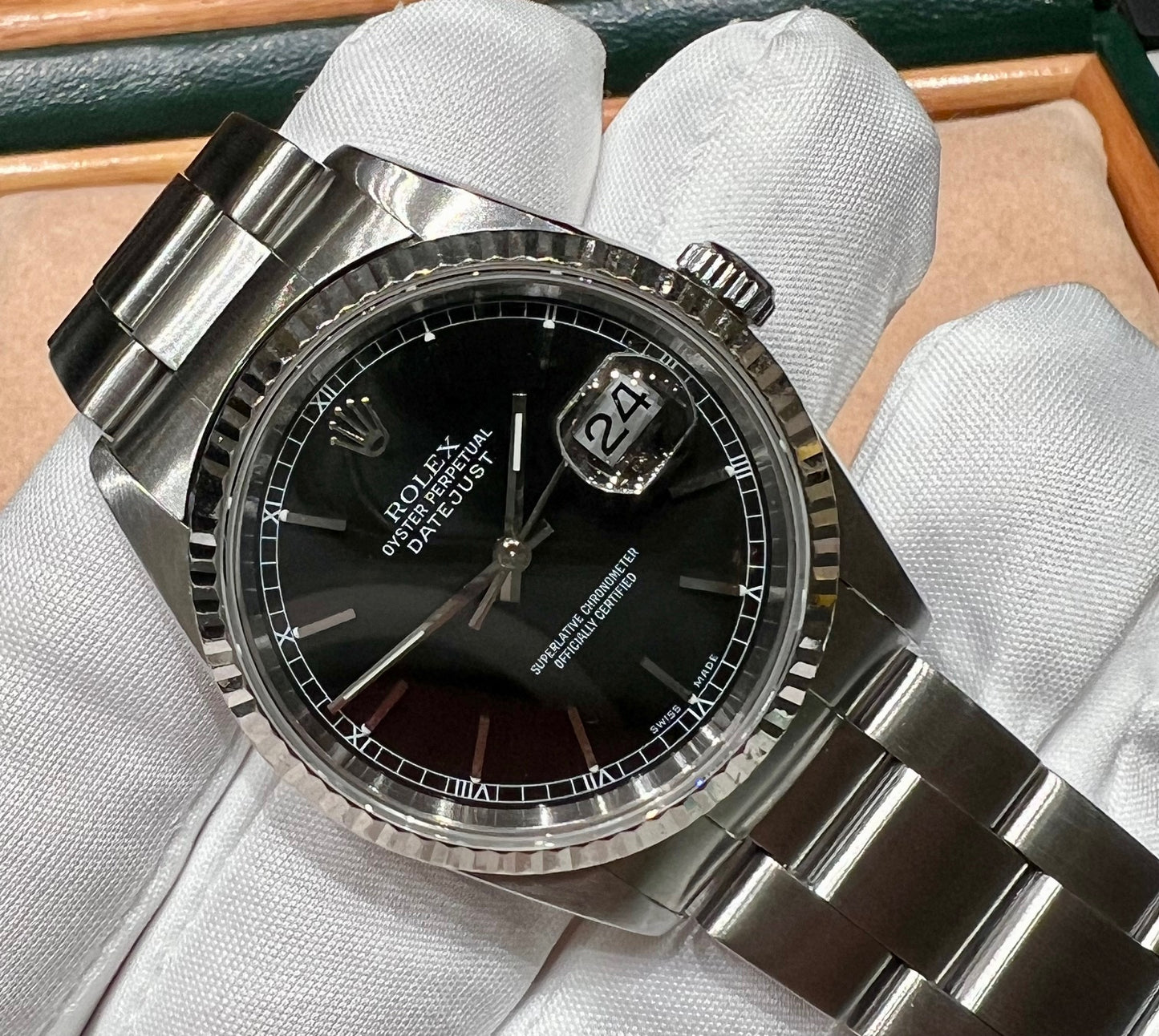 Rolex Datejust 36mm 16234 Black Dial 1998 Box&Paper