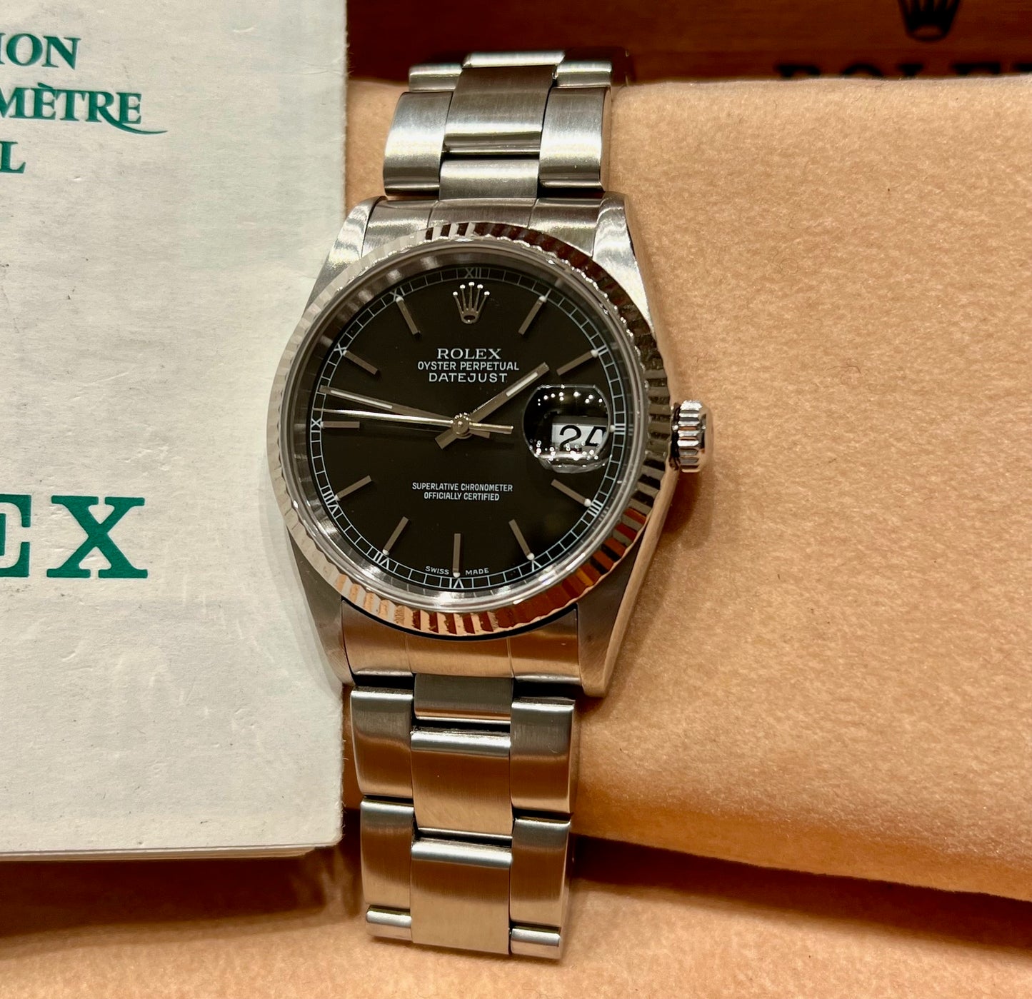 Rolex Datejust 36mm 16234 Black Dial 1998 Box&Paper