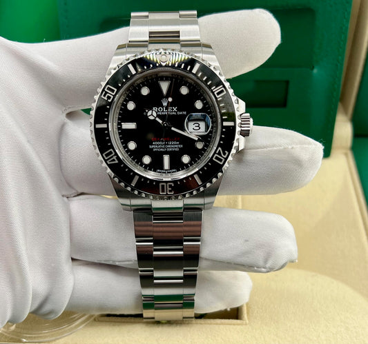 Rolex Sea-Dweller 126600 ''Scritta rossa'' 2017 full set