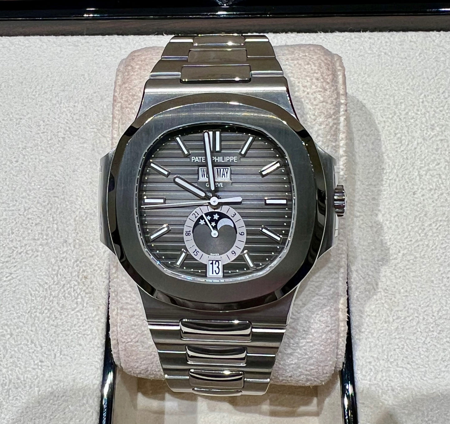 Patek Philippe Nautilus 5726-1A 2015 like new (ITA)