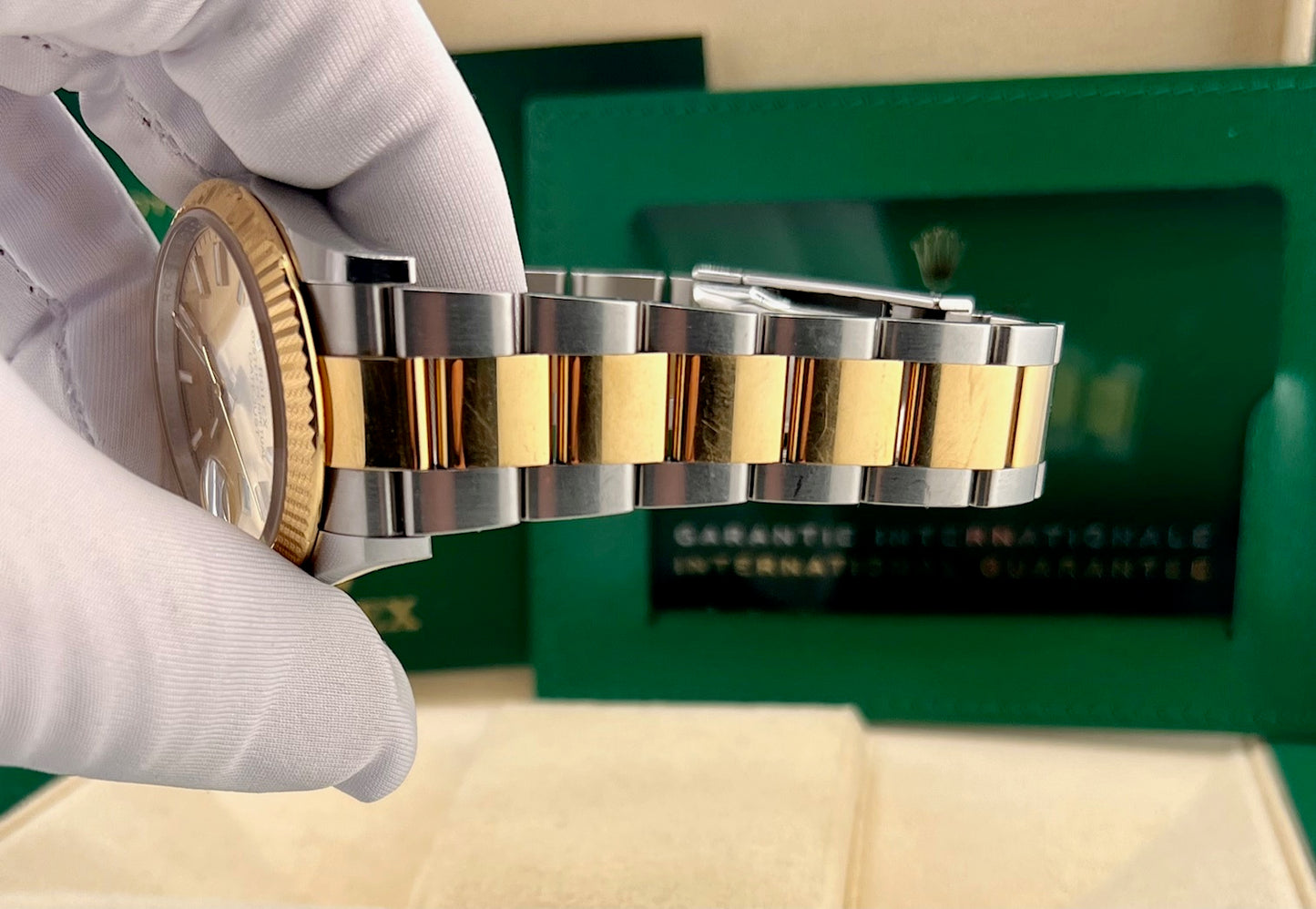 Rolex Datejust 36mm 126233 Champagne Dial Oyster 2024