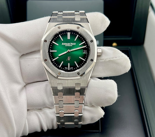 Audemars Piguet Royal Oak "Jumbo" Extra-Thin 16202PT Green Dial 2022 50TH
