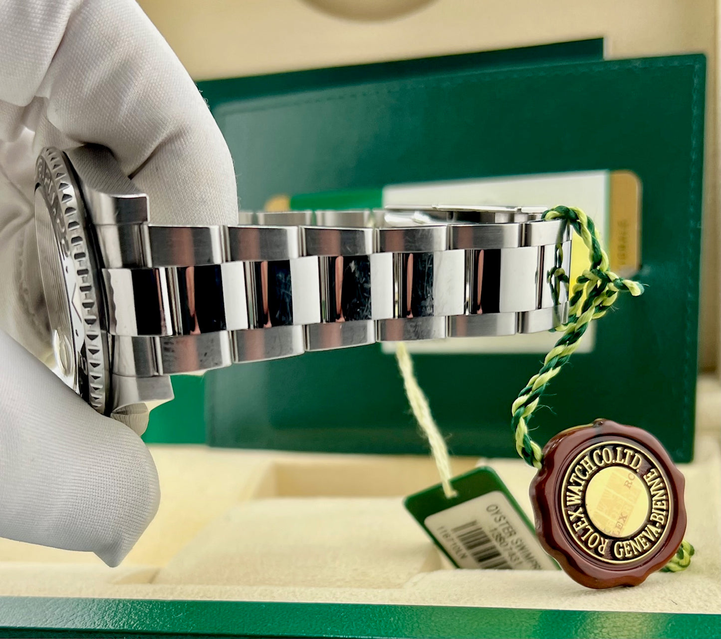 Rolex GMT-Master II 116710LN 2014 Full Set