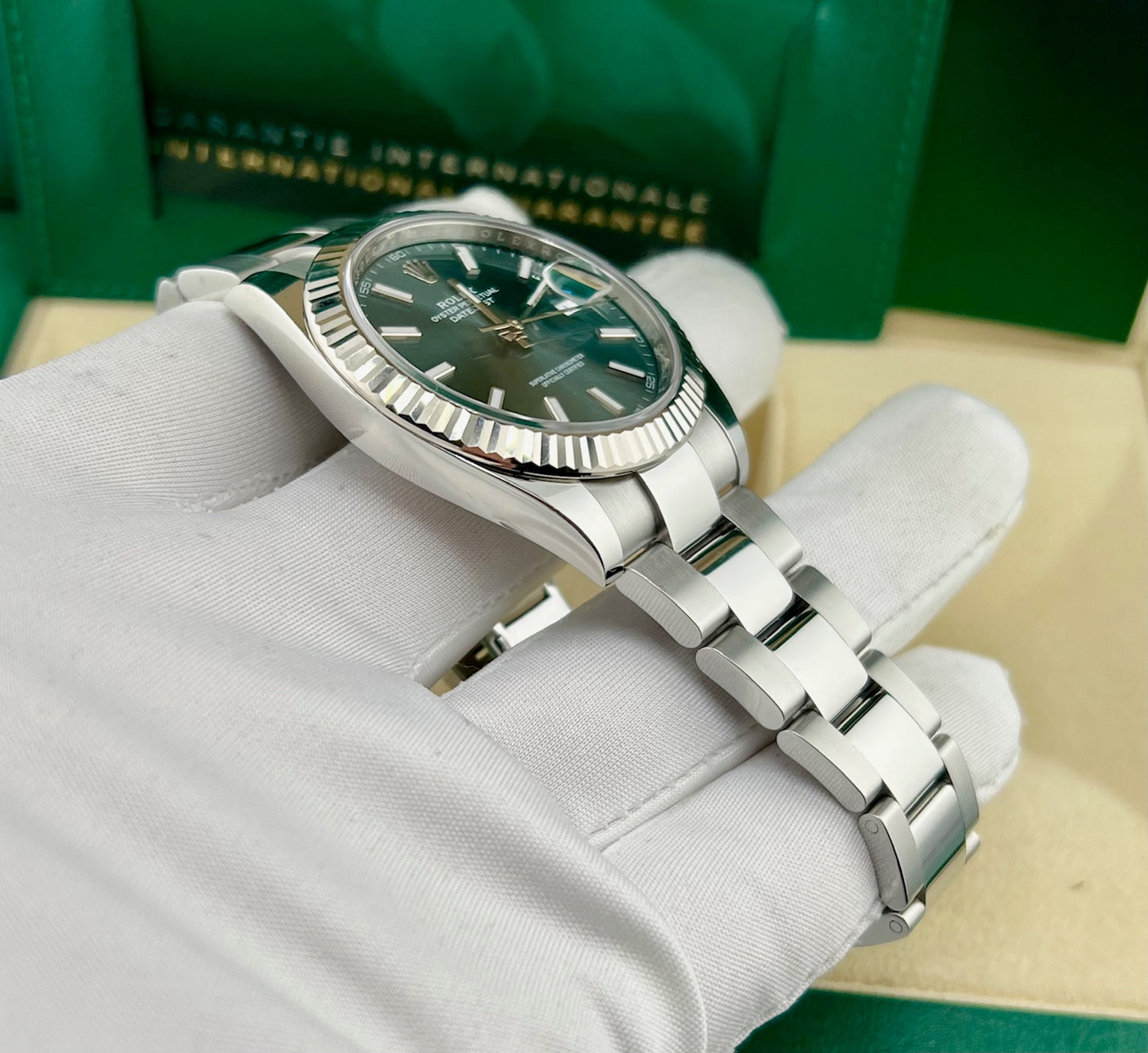 Rolex Datejust 41mm 126334 Mint Dial 2024 Oyster