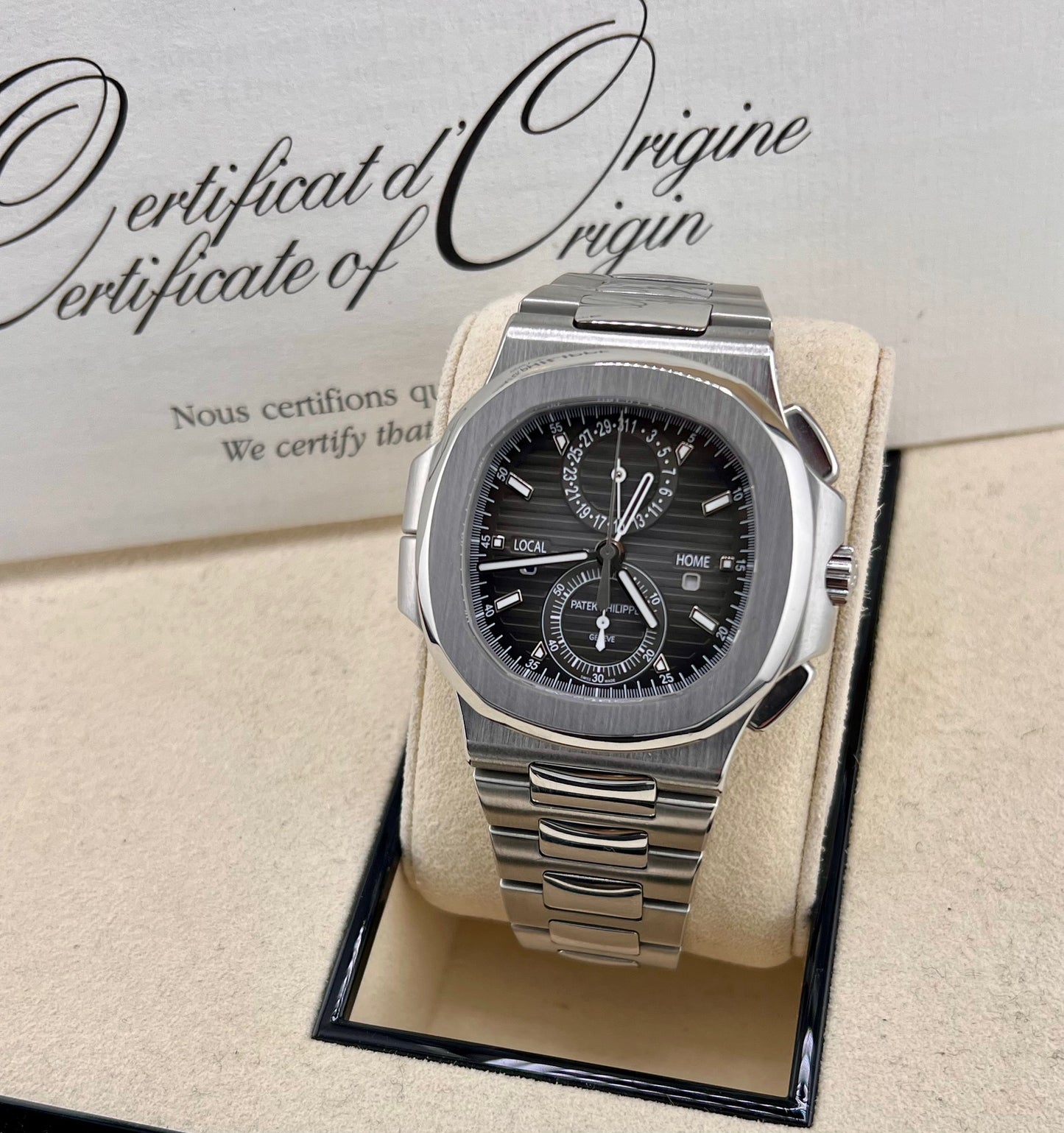 Patek Philippe Nautilus 5990/1A Black Dial 2015 Full Set (Hong Kong)