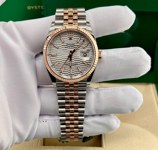 Rolex Datejust 36mm 126231 Silver Motif Dial Jubilèe 2022 full set